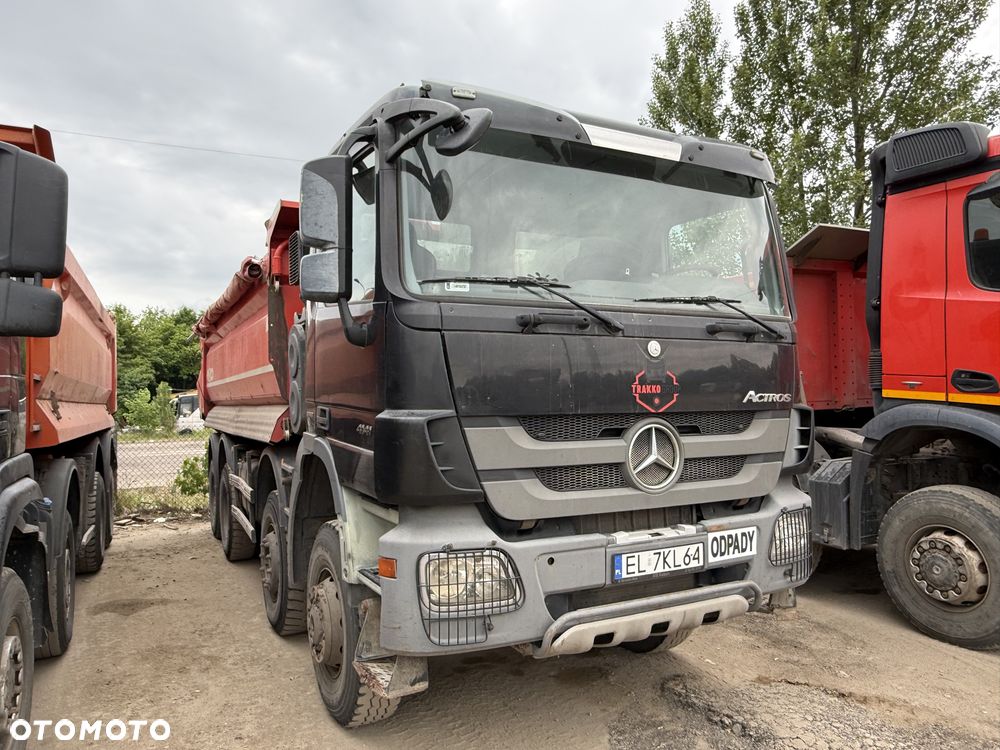Mercedes-Benz 8x6 - 2