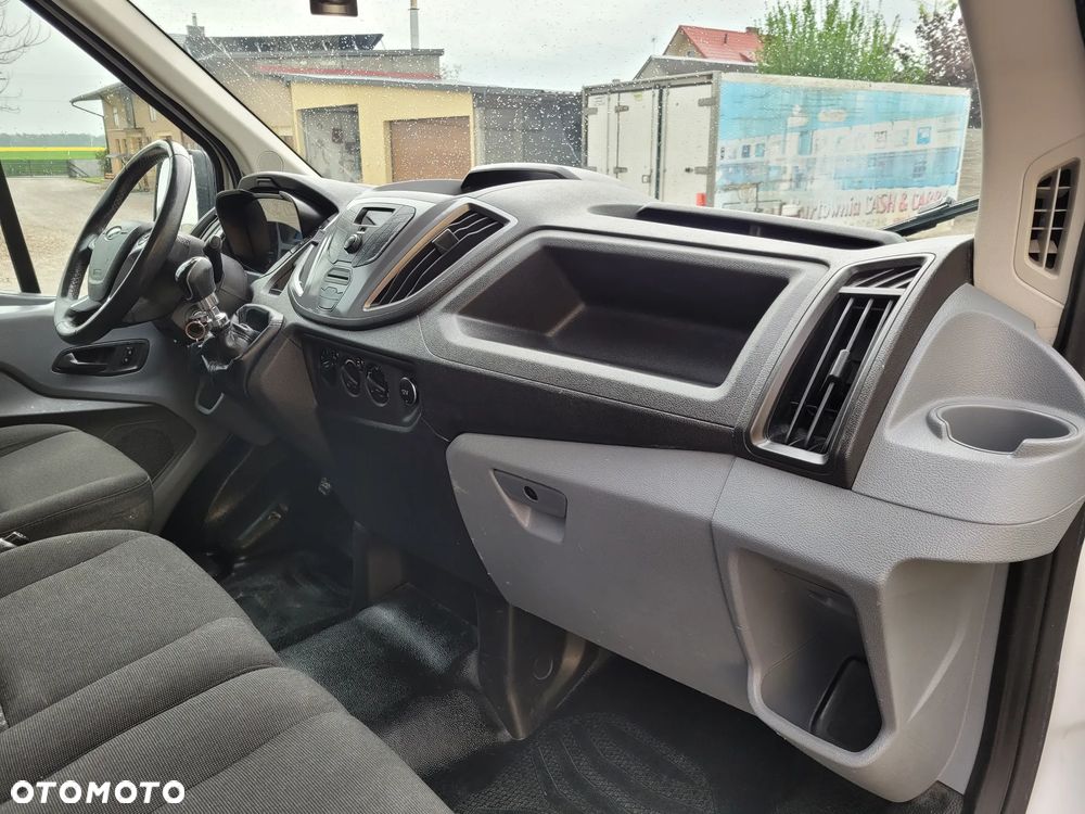 Ford Transit - 10