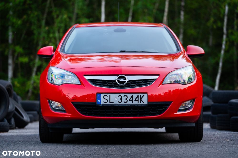 Opel Astra 1.6 T Sport - 2