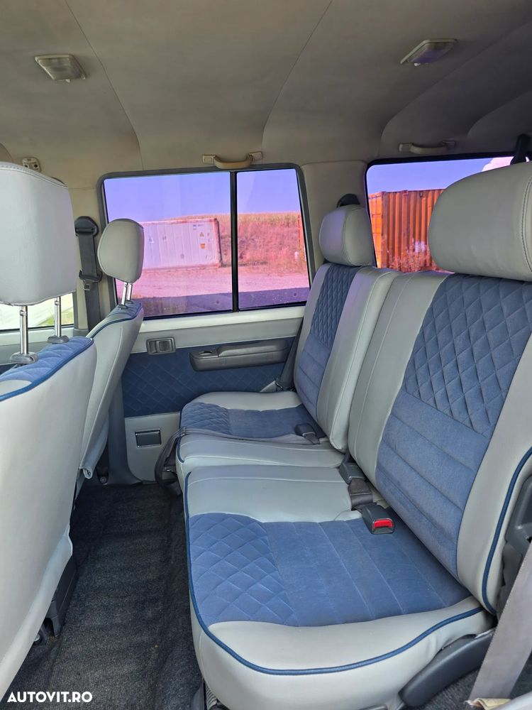 Toyota Land Cruiser - 16