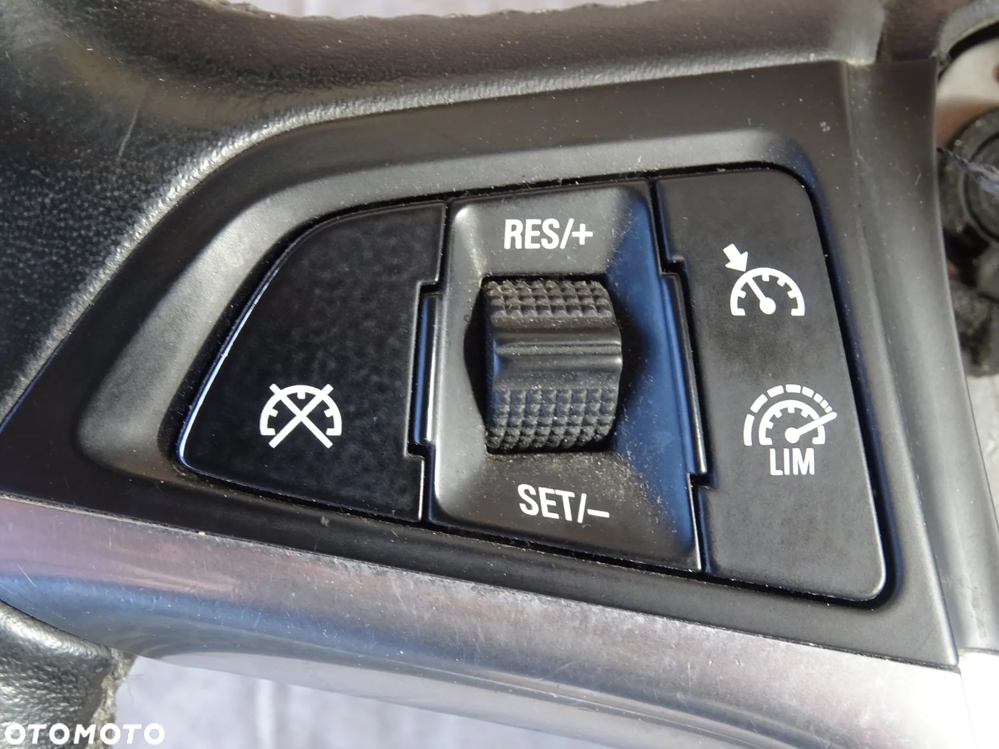 KIEROWNICA SKÓRA MULTIFUNKCJA SPORT BICEPSY OPEL ZAFIRA C ASTRA J MERIVA B, MOKKA, INSIGNIA - 9