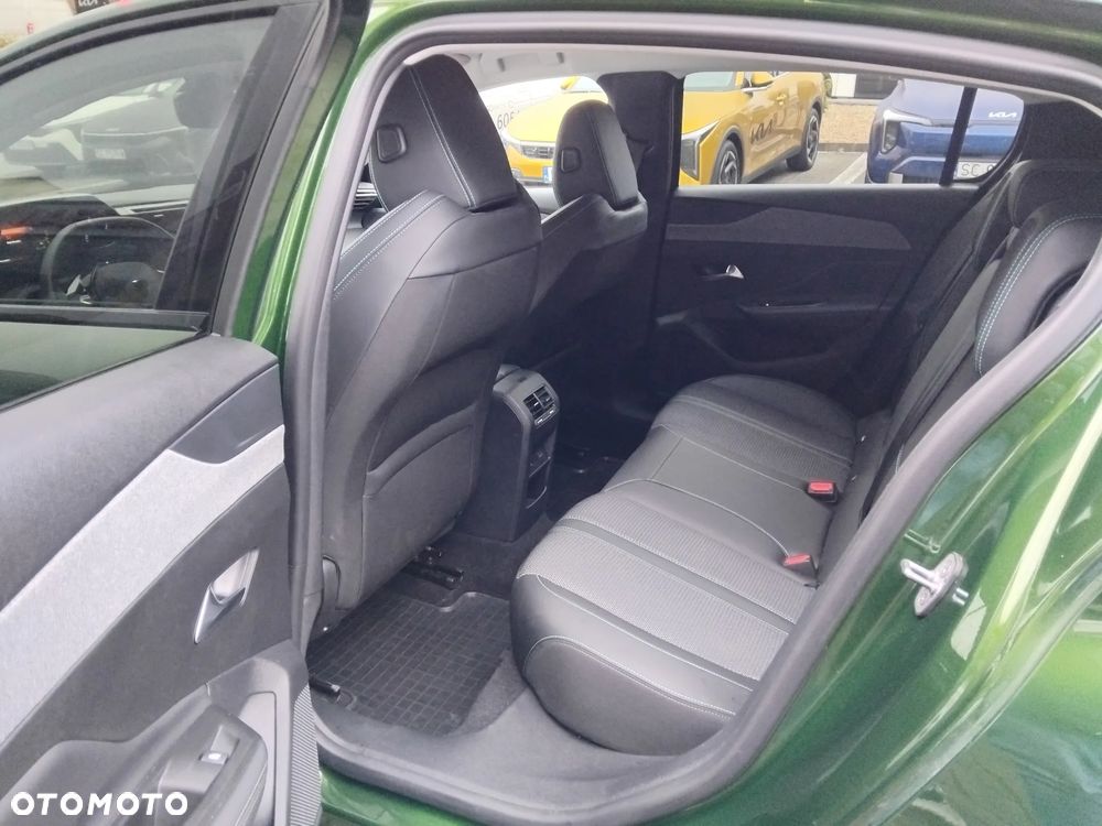 Peugeot 308 1.2 PureTech Allure S&S - 26