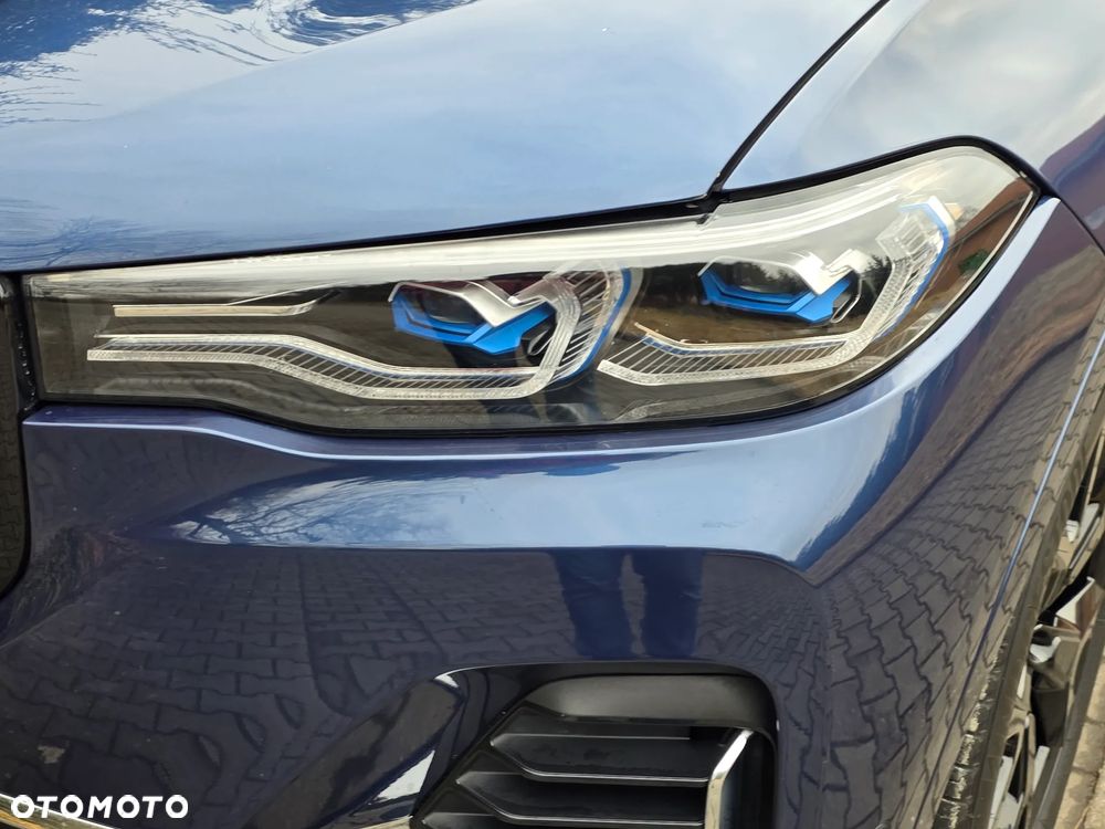BMW X7 xDrive40i - 10