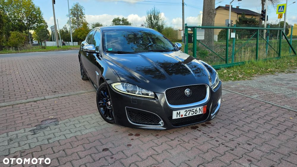 Jaguar XF 3.0 V6 S Luxury - 35
