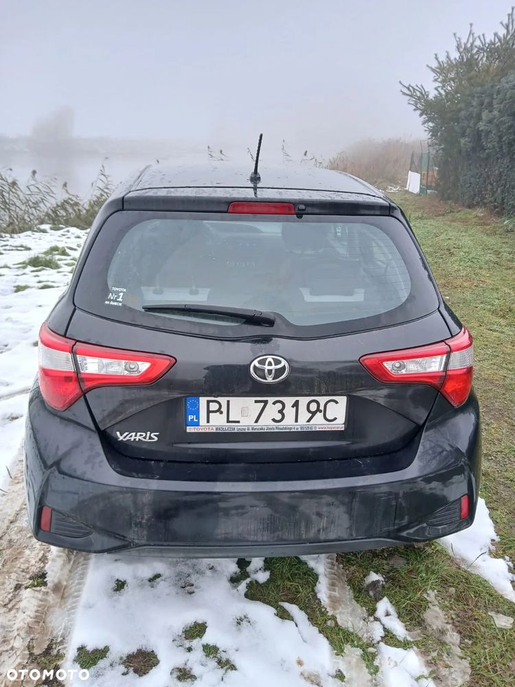 Toyota Yaris 1.5 Premium - 13