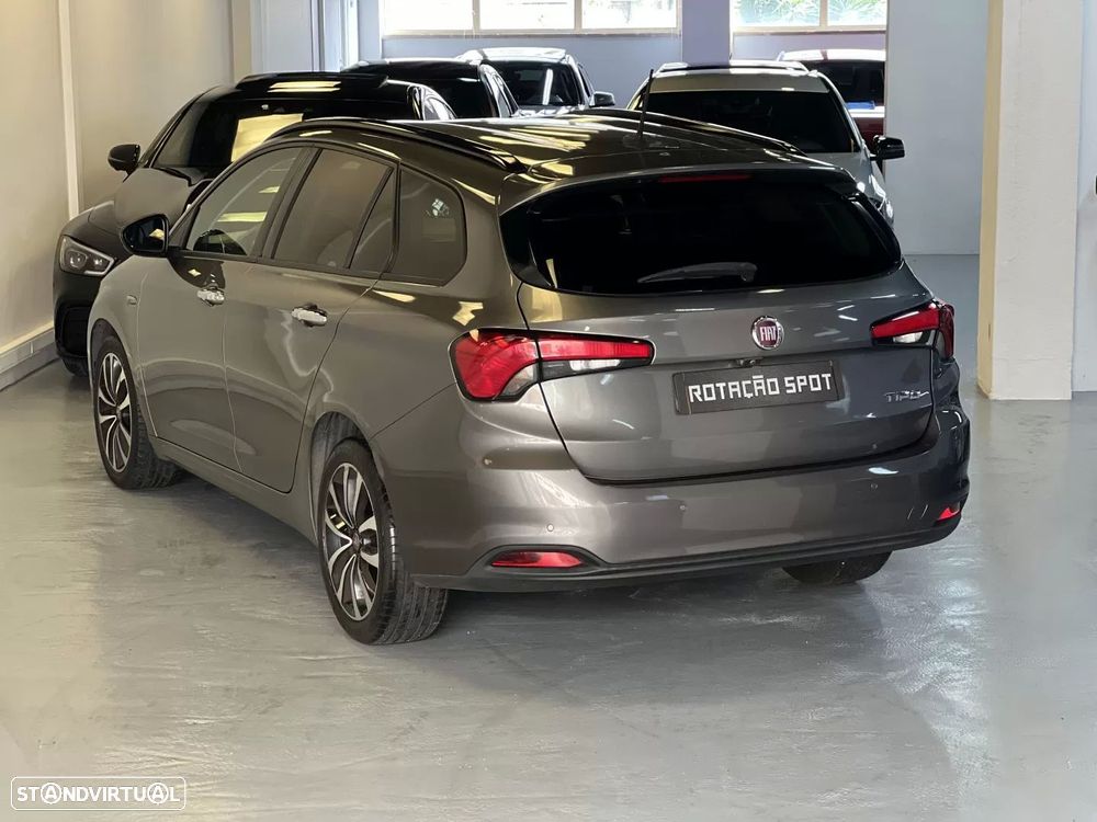Fiat Tipo Station Wagon 1.3 M-Jet Lounge Tech - 30
