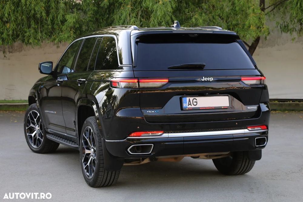 Jeep Grand Cherokee - 14