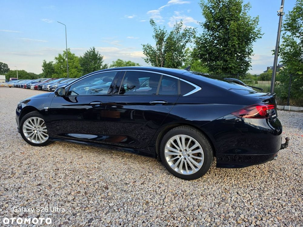 Opel Insignia - 10