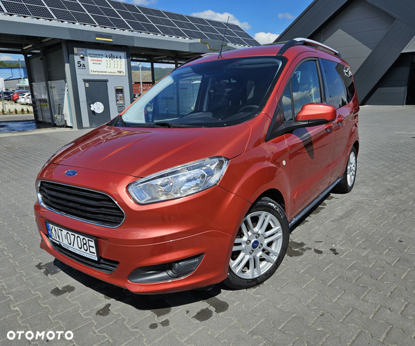 Ford Tourneo Courier 1.0 EcoBoost S&S Titanium