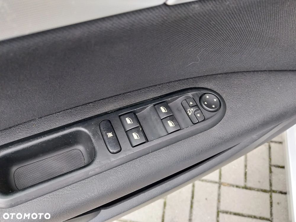 Peugeot 407 125 Tendance - 14