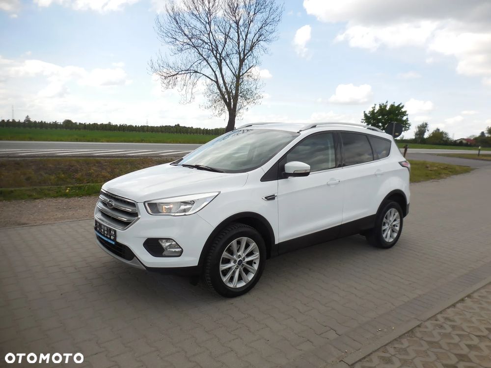 Ford Kuga - 2