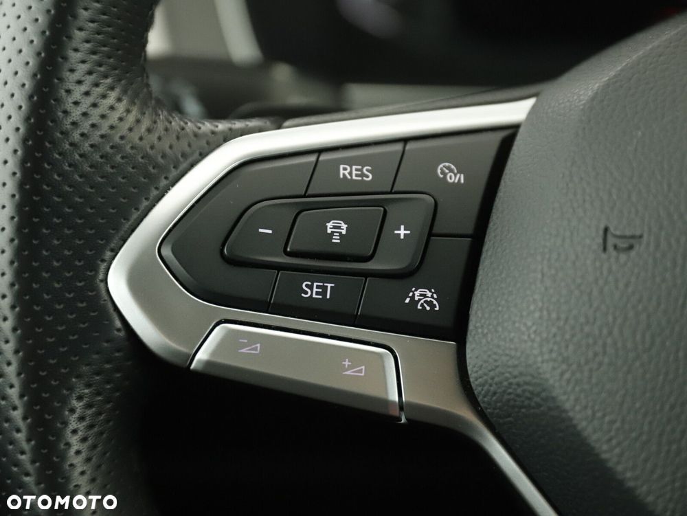 Volkswagen Passat 2.0 TSI 4Mot R-Line Edition DSG - 32