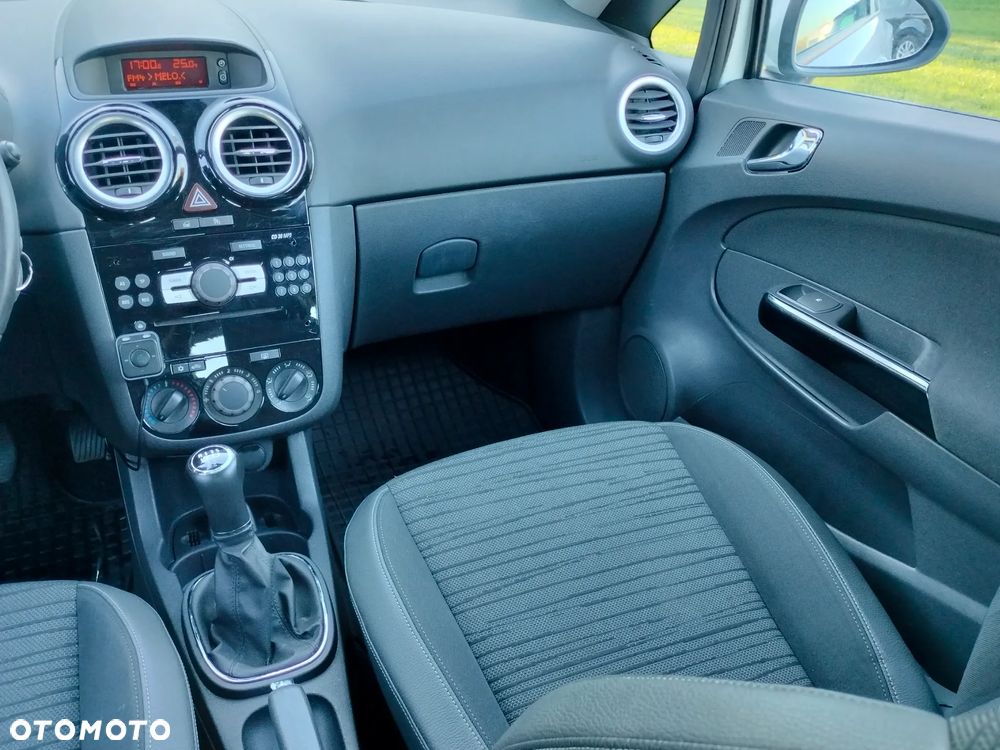 Opel Corsa - 18