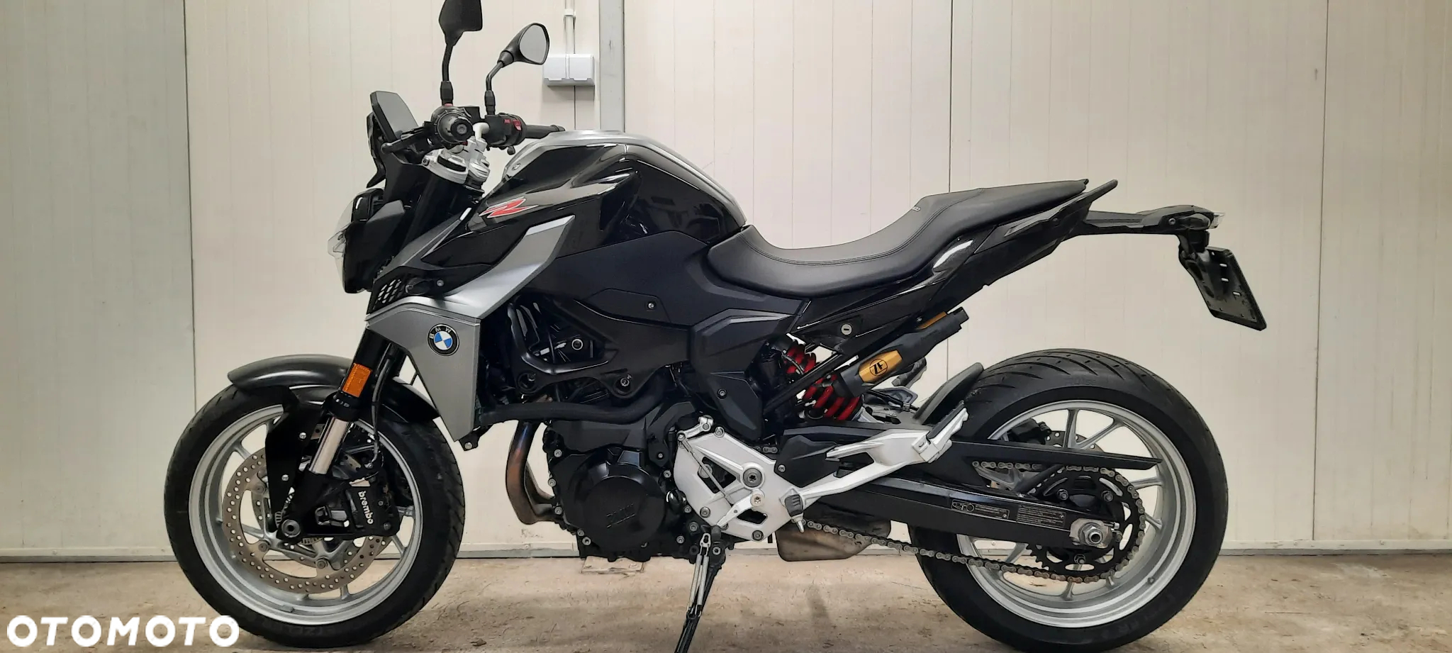 BMW F - 6