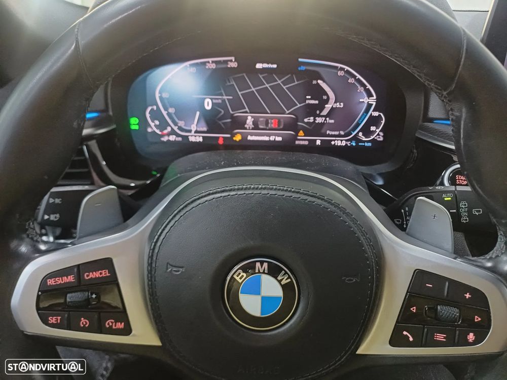 BMW 530 e Pack Desportivo M - 30