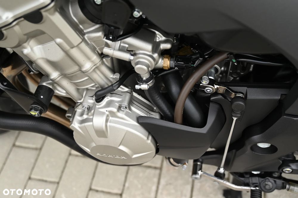 Honda CBF - 38