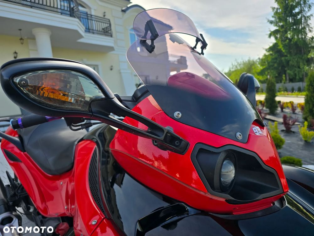 Can-Am Spyder - 14