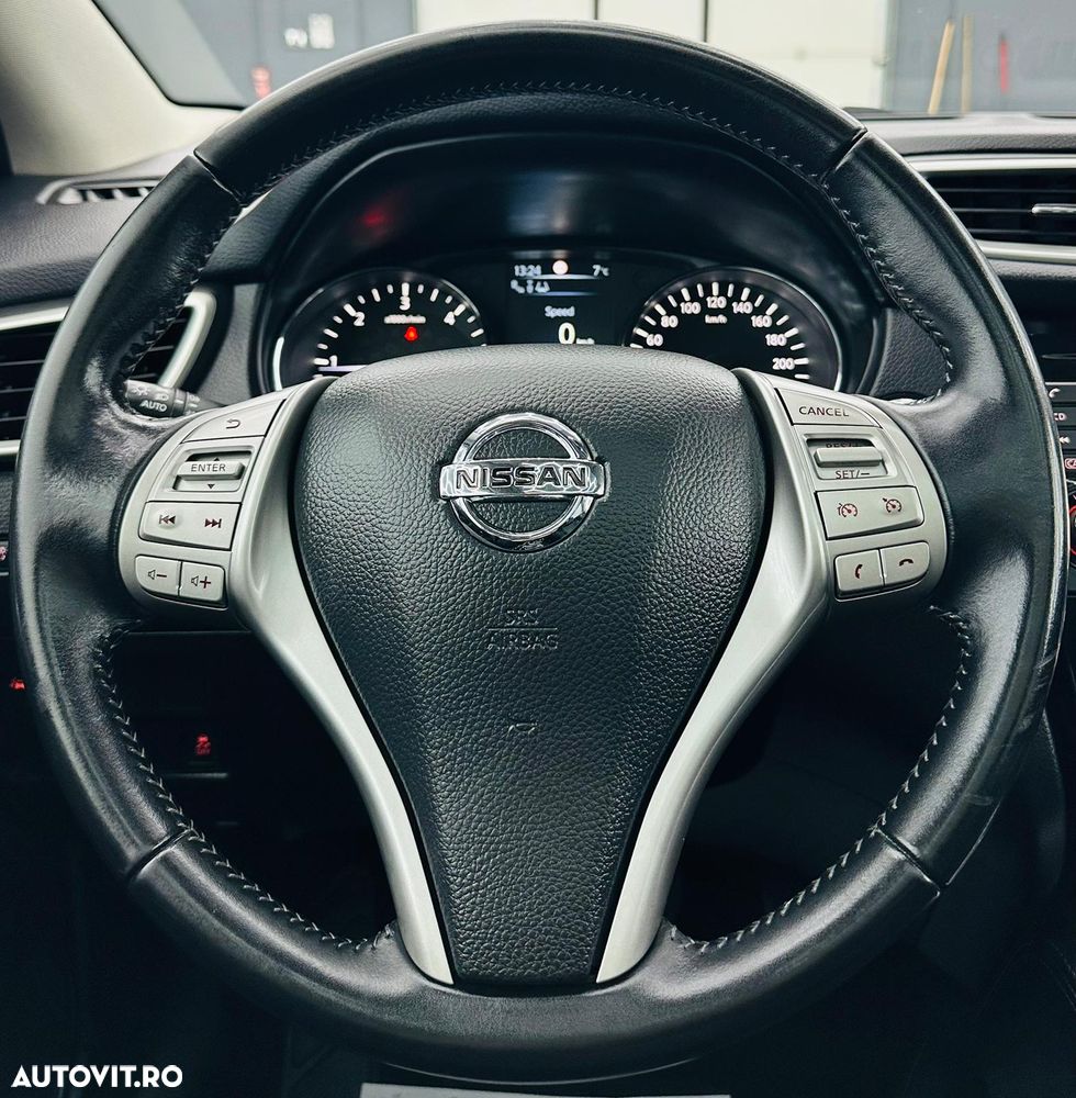 Nissan Qashqai 1.5 DCI TEKNA - 33