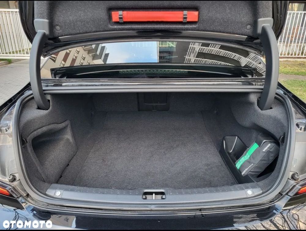 Volvo S90 - 16