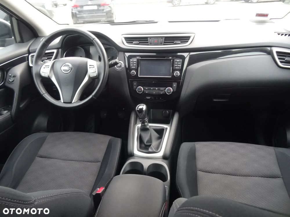 Nissan Qashqai 1.2 DIG-T N-Connecta - 16