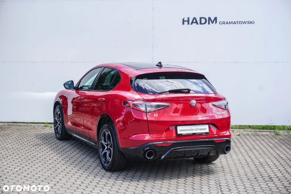 Alfa Romeo Stelvio 2.0 Turbo Veloce Q4 - 6