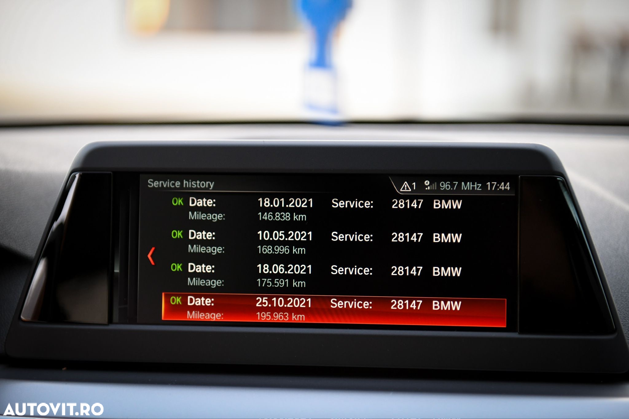 BMW Seria 5 520d AT - 13