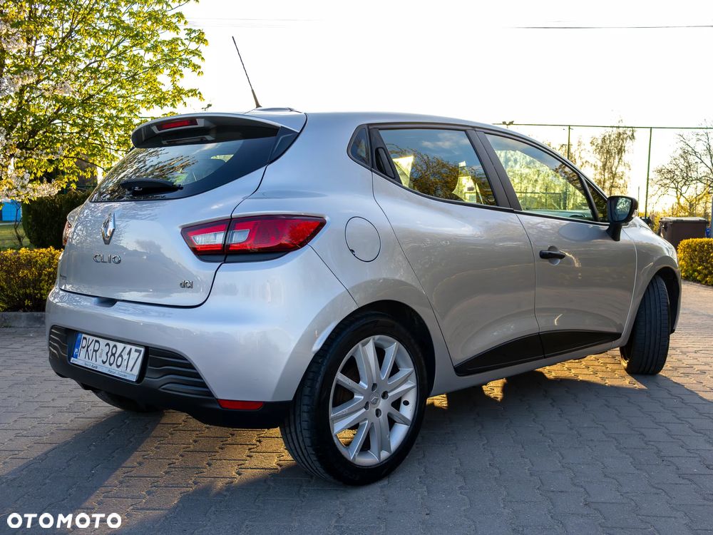 Renault Clio 1.5 dCi 75 Expression - 5