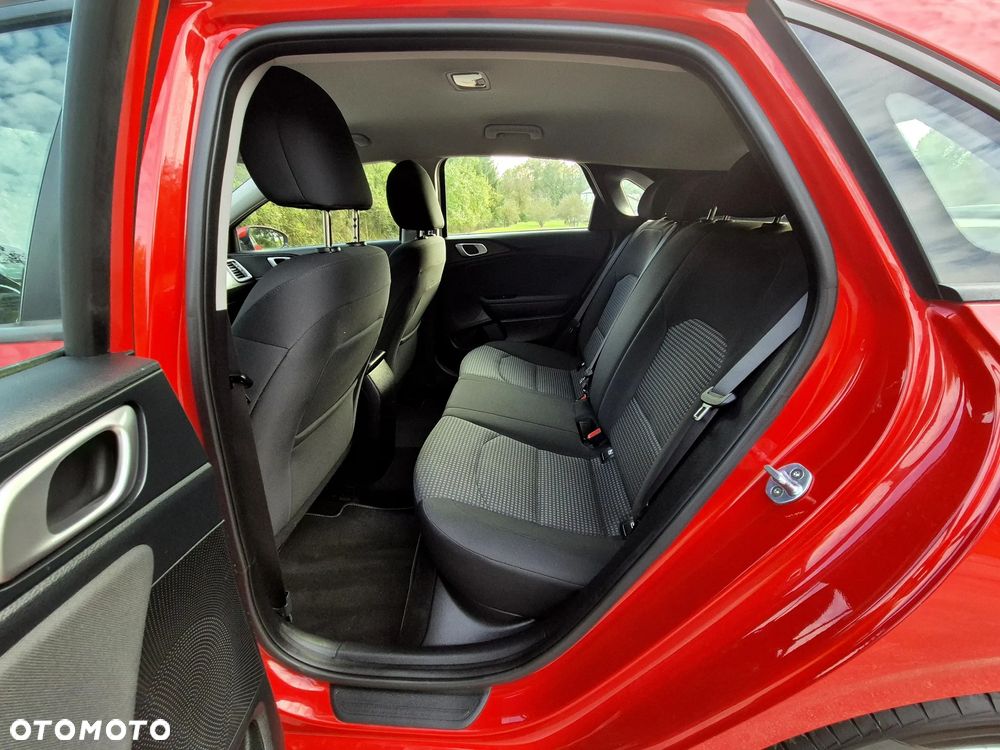 Kia Ceed 1.4 L Business Line - 24