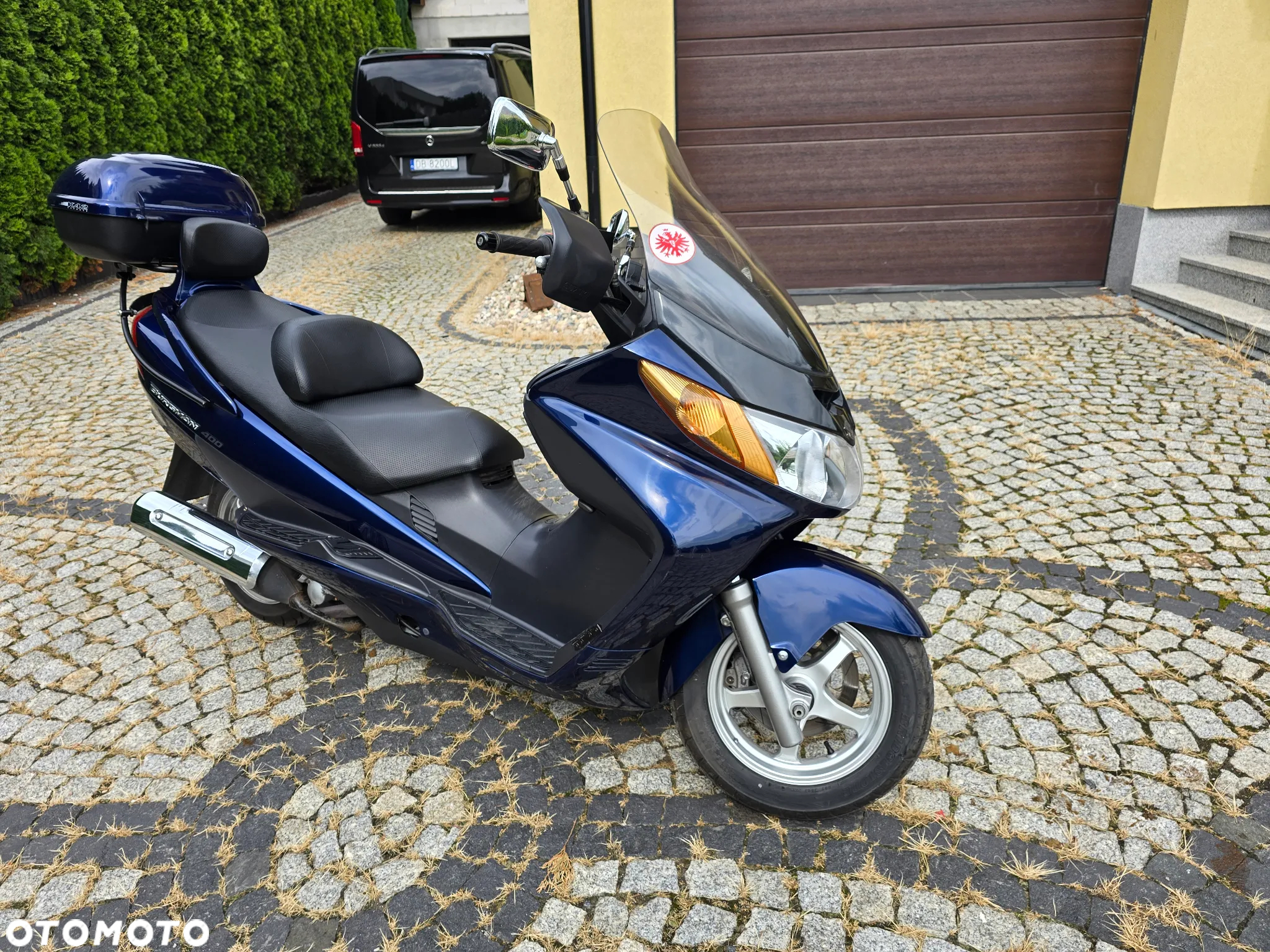 Suzuki Burgman - 8