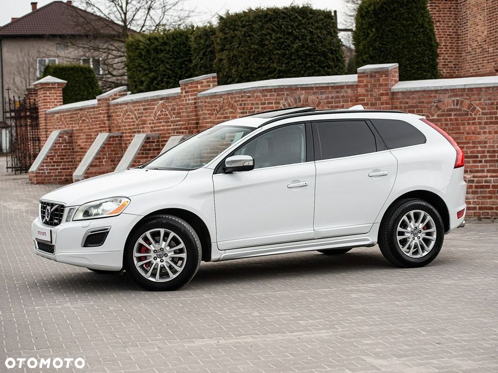 Volvo XC 60 D4 AWD Geartronic RDesign - 14
