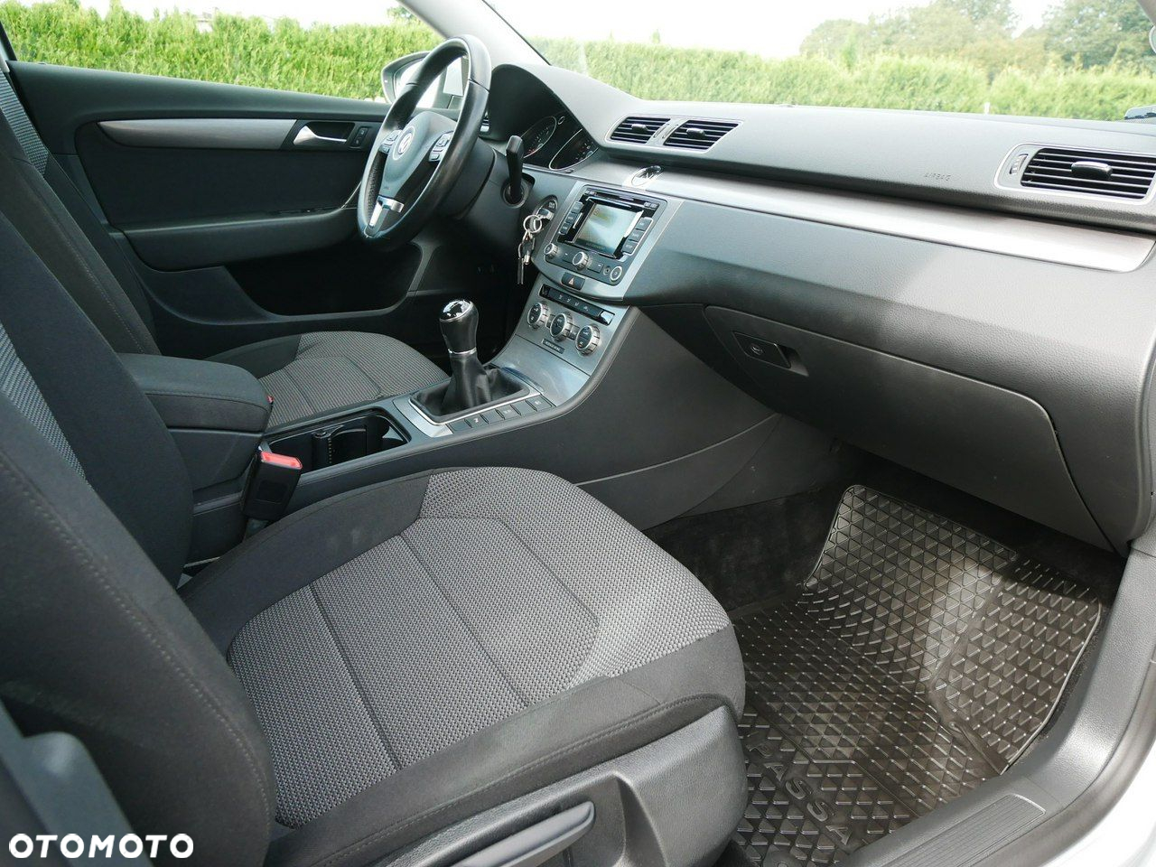 Volkswagen Passat 1.4 TSI BMT Comfortline - 22