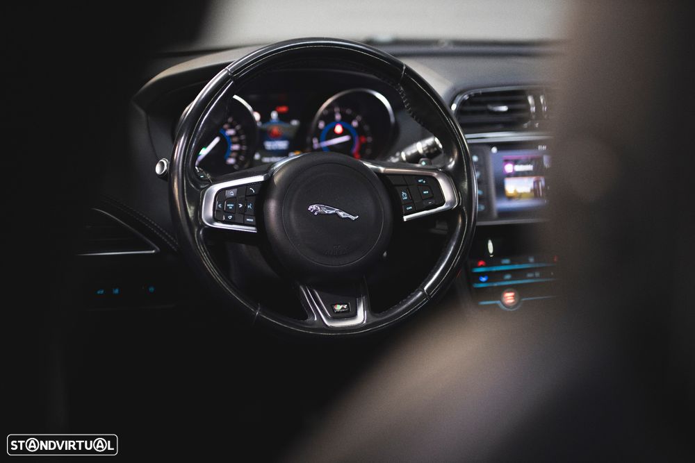 Jaguar F-Pace 2.0 i4D R-Sport AWD Aut. - 15