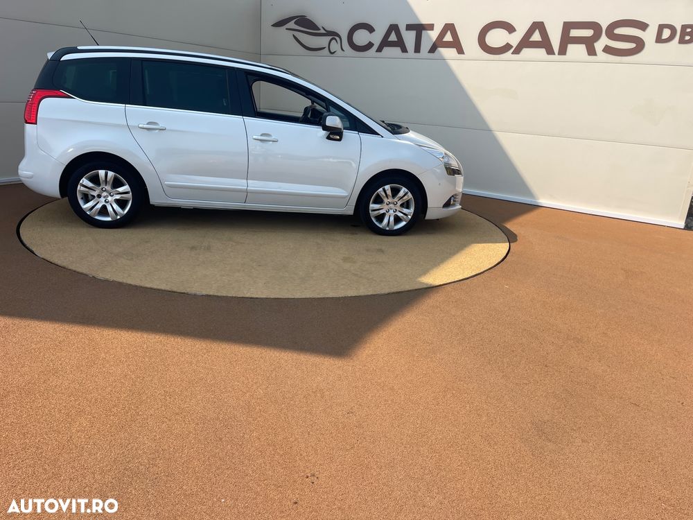 PEUGEOT 5008 2012 — imagine 18