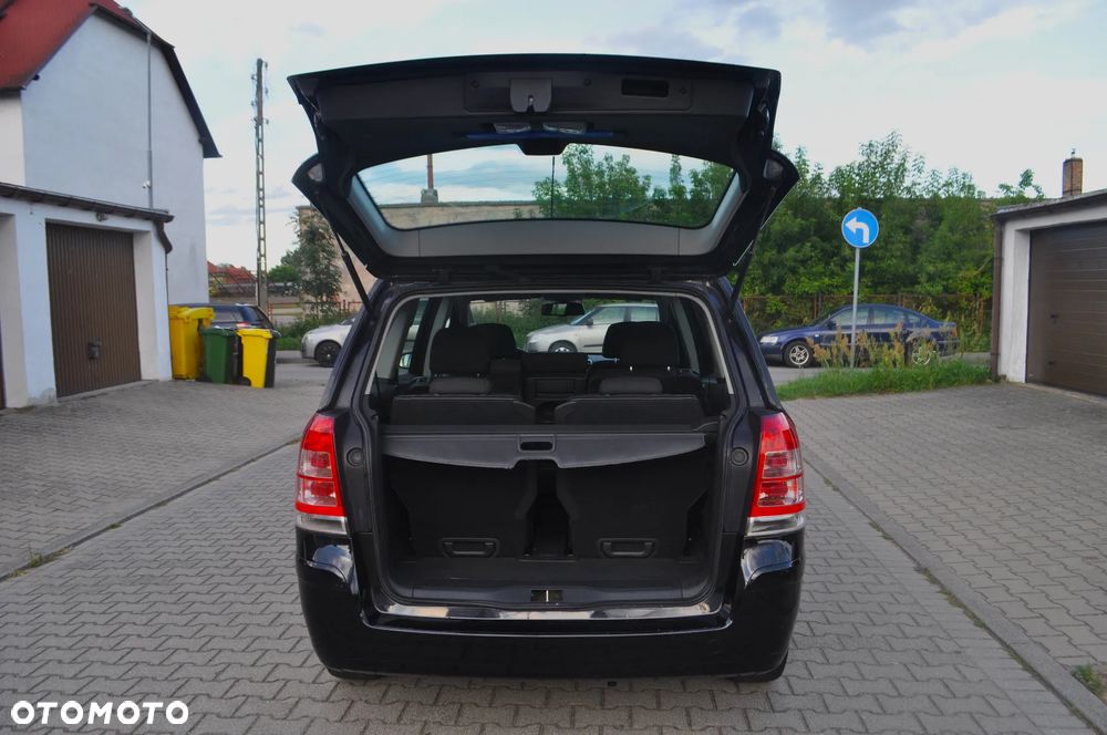 Opel Zafira 1.8 Easytronic Family Plus - 9