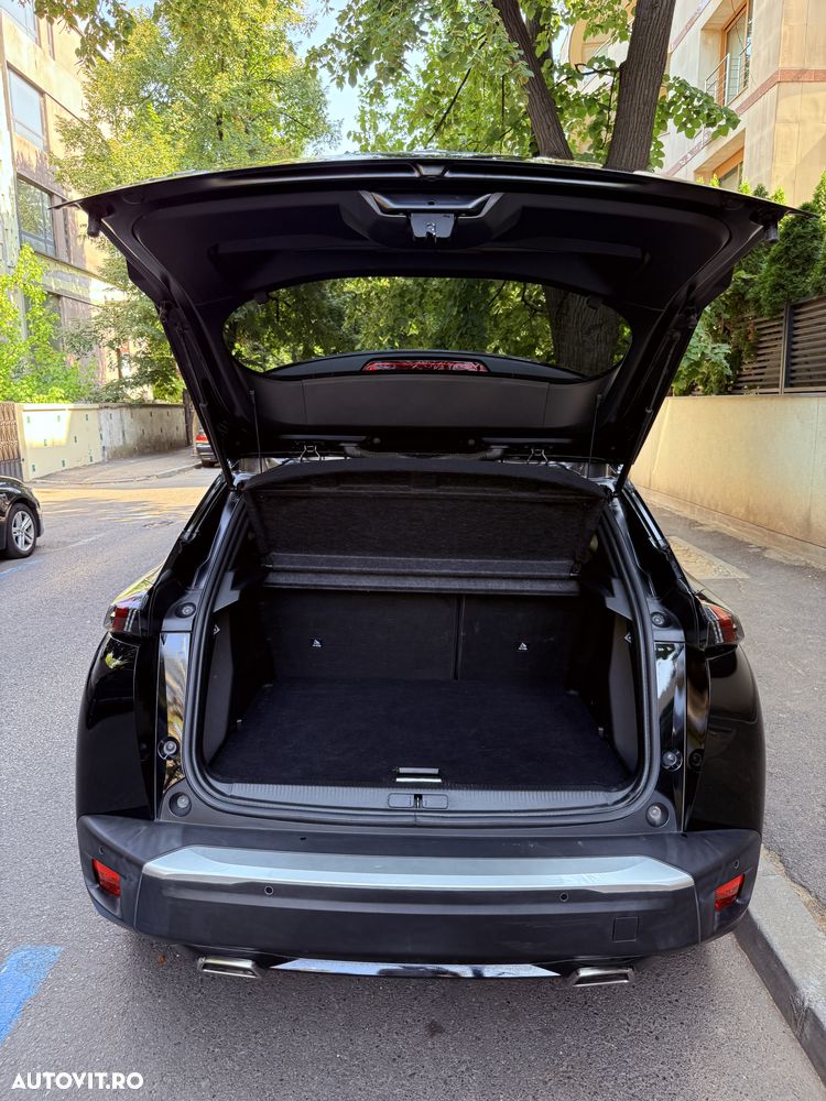 Peugeot 2008 1.2 L PureTech STT EAT8 Active - 16