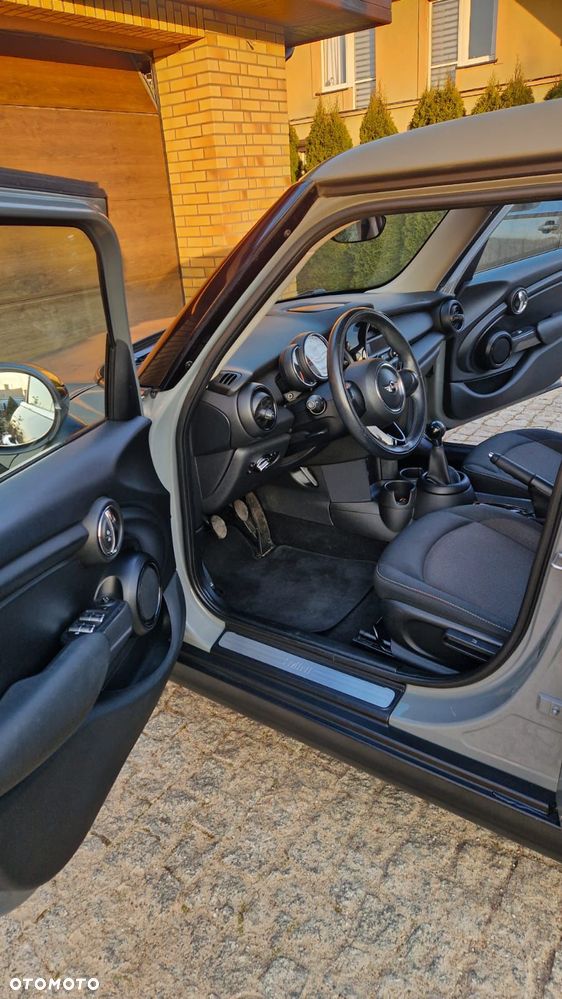 MINI ONE Standard - 2