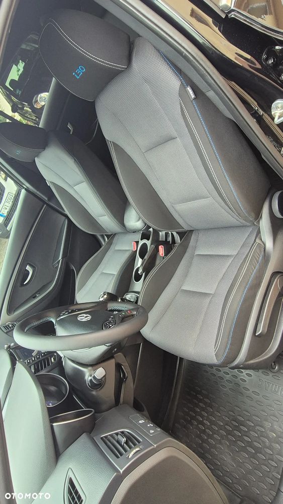 Hyundai i30 1.4 Passion Plus - 18