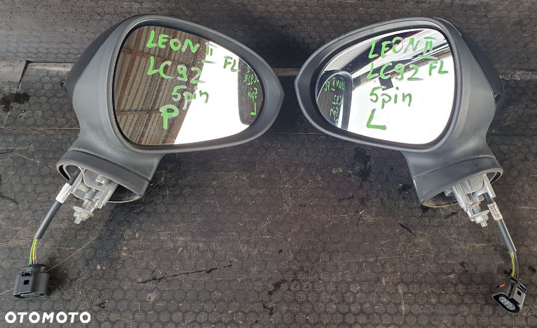 LUSTERKO ZEWNĘTRZNE PRAWE LEWE 5 PIN SEAT LEON II Lift LC9Z - 10