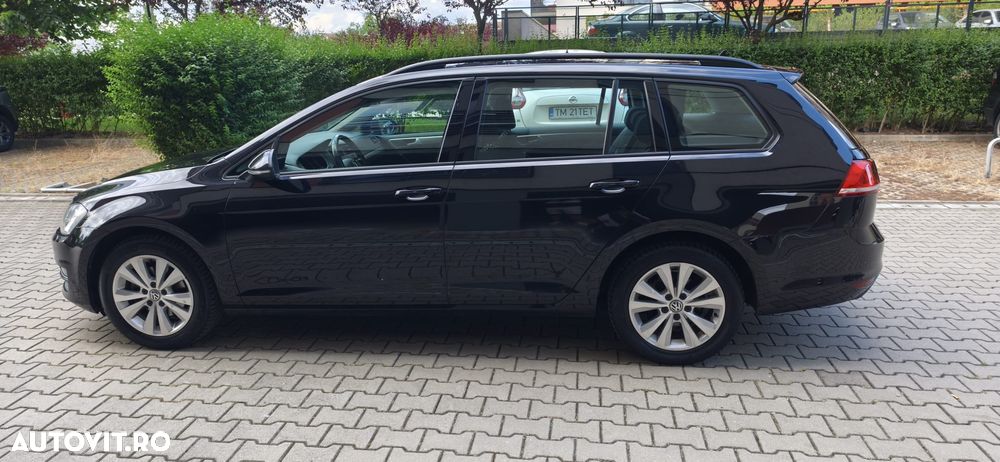 Volkswagen Golf - 11