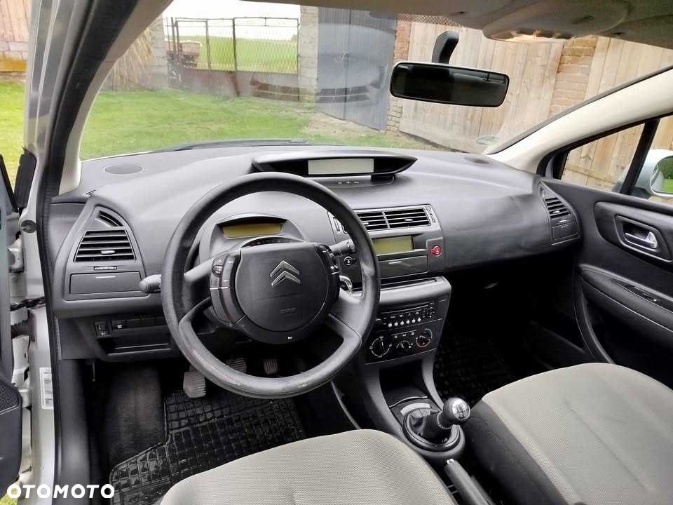 Citroën C4 - 4