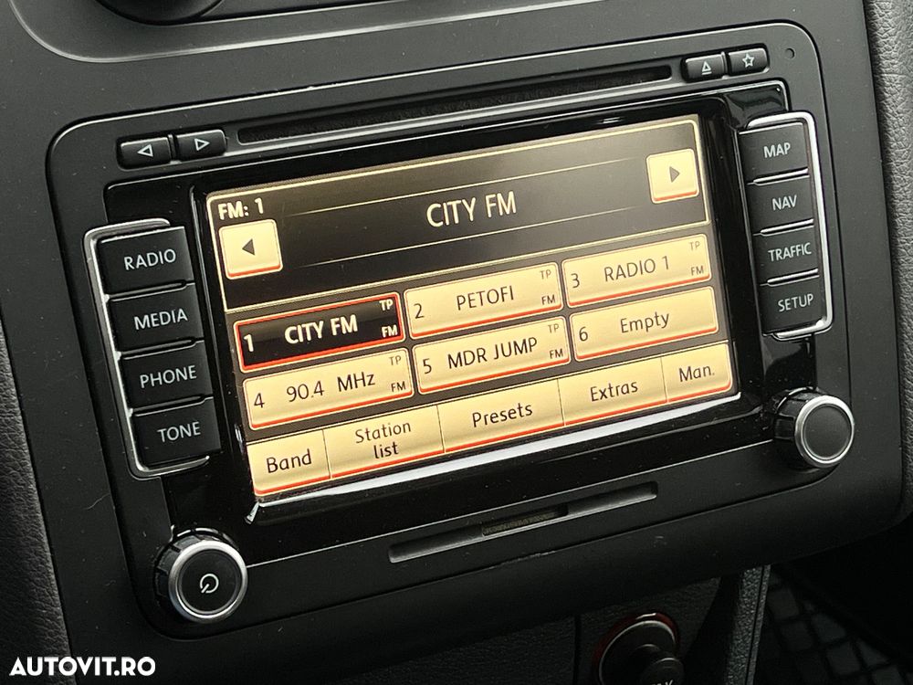 Volkswagen Touran 2.0 TDI Comfortline - 30