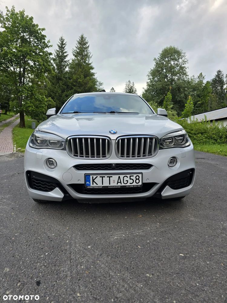 BMW X6 xDrive50i - 2