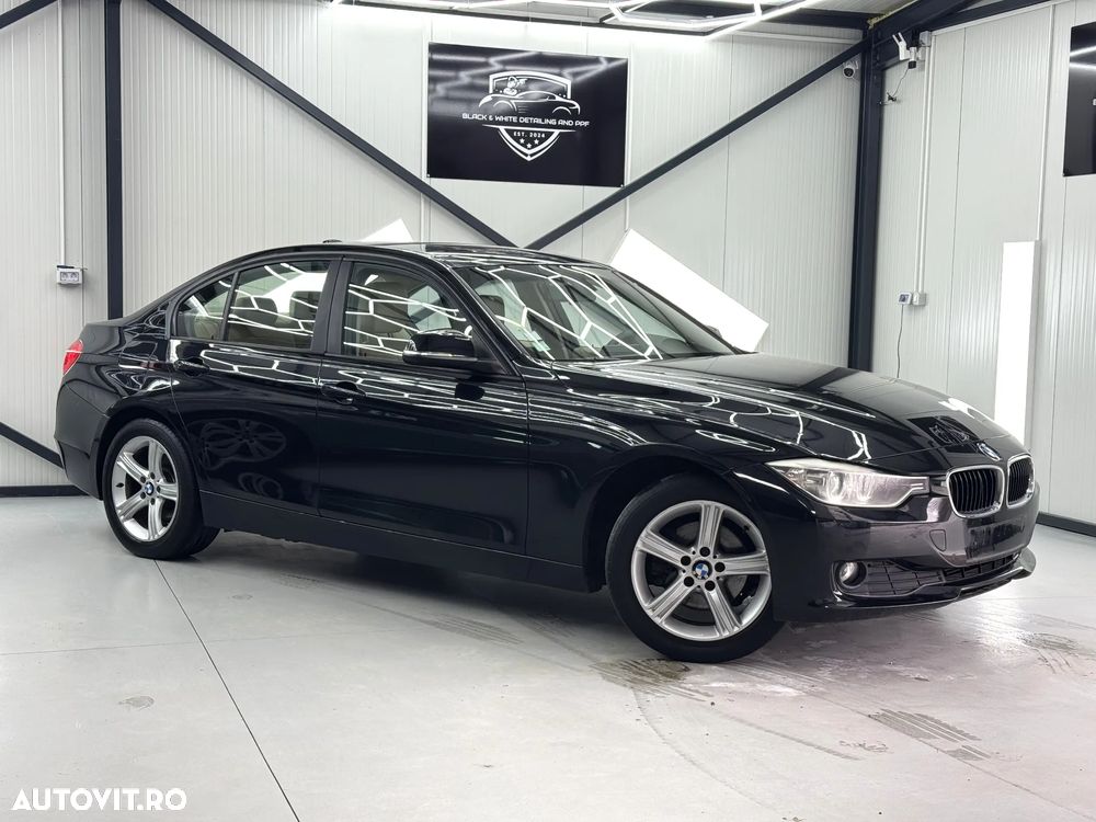 BMW Seria 3 320d Aut. - 10