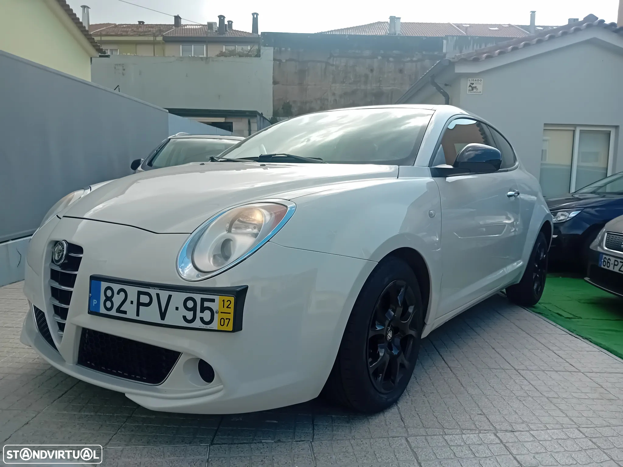 Alfa Romeo MiTo 1.3 JTD SBK S&S - 14