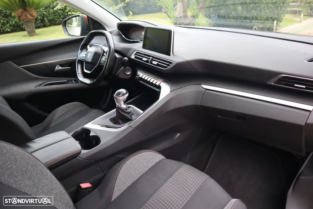 Peugeot 3008 1.6 HDi Style - 14