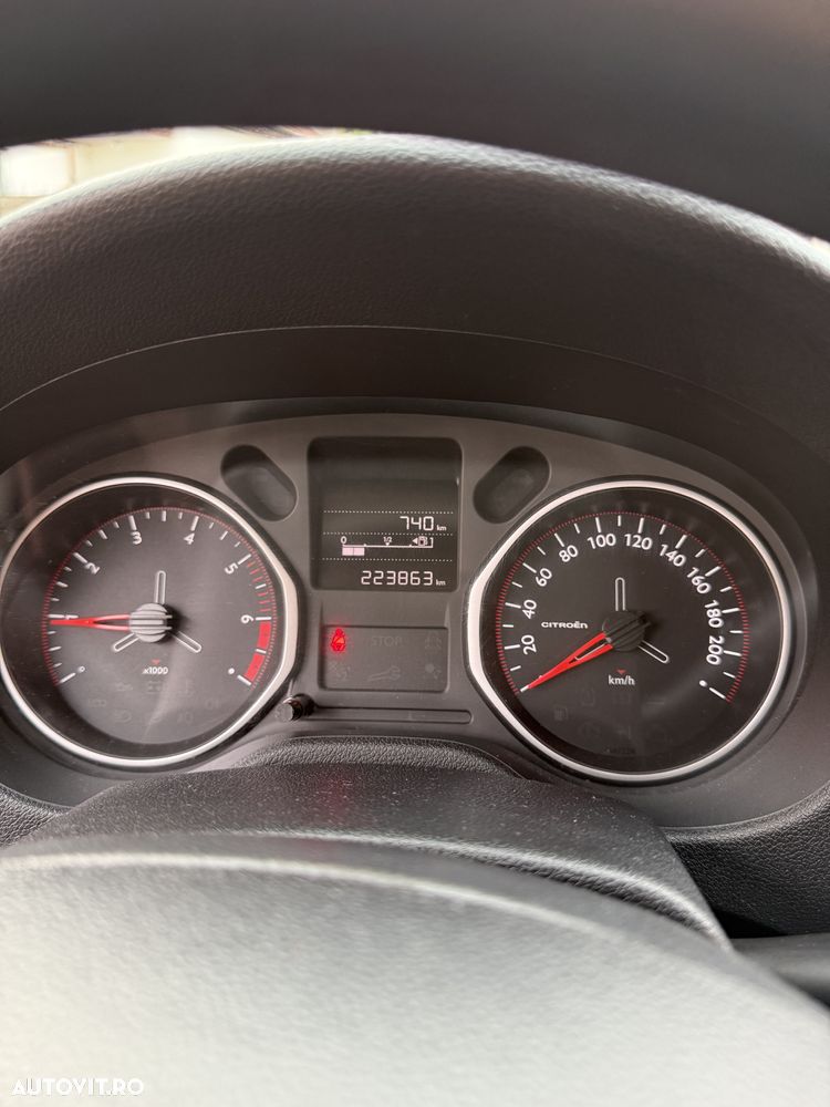 Citroën C-Elysée 1.2 PureTech BVM Feel - 18