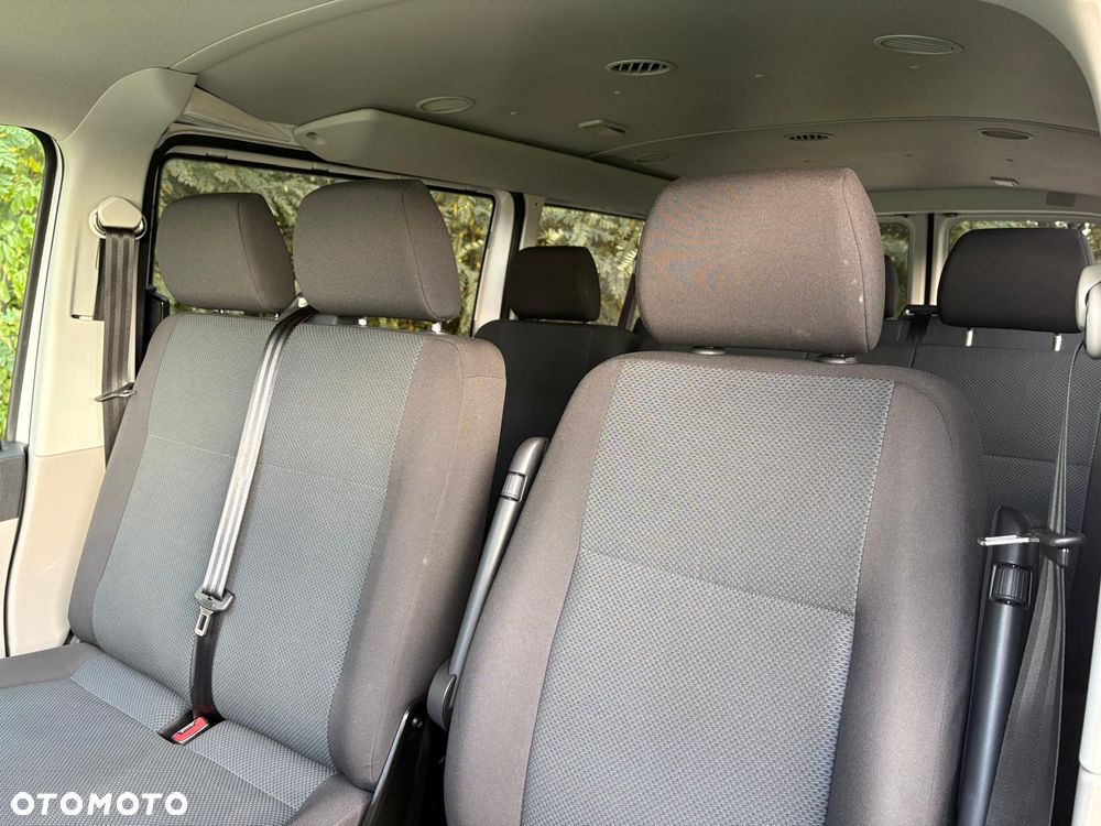 Volkswagen Transporter - 17