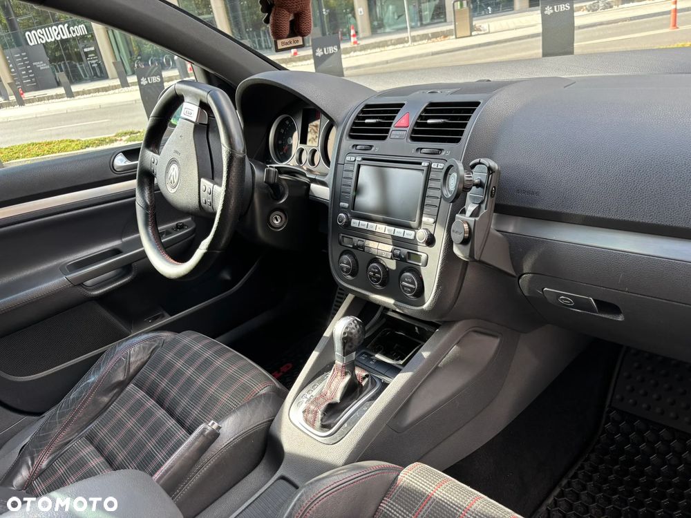 Volkswagen Golf 2.0 TSI GTI Edition 30 DSG - 22