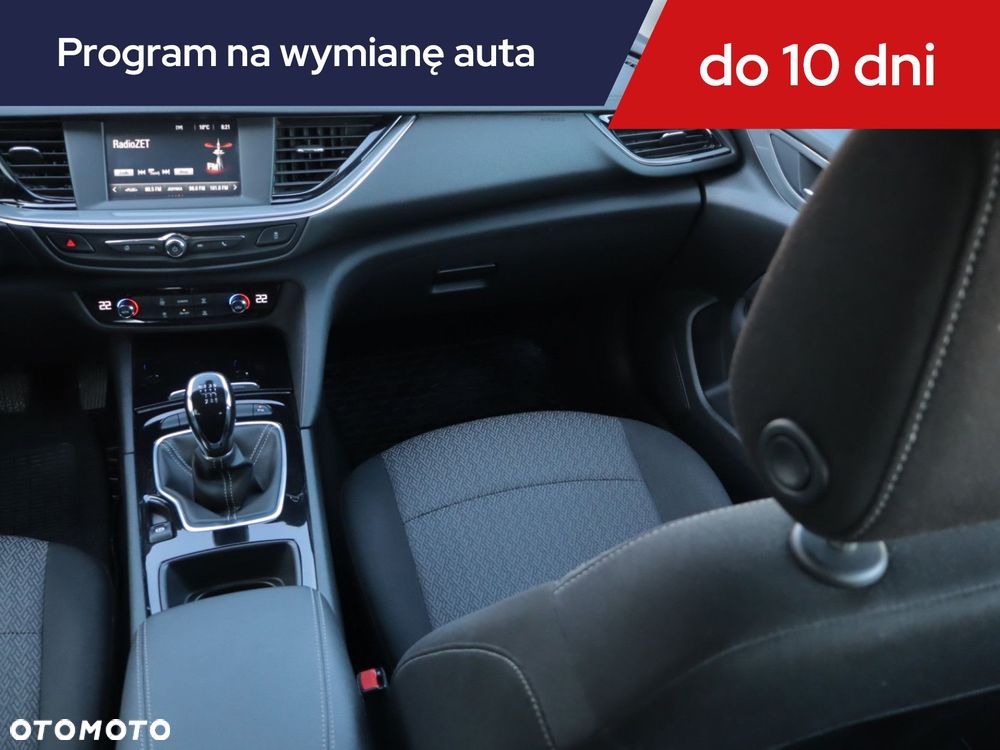 Opel Insignia - 10