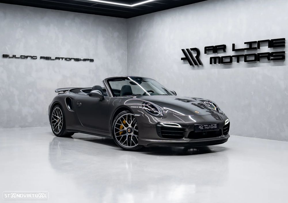 Porsche 911 (991) Turbo S Cabriolet - 2